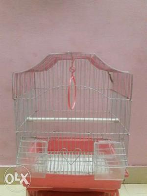 Bird cage in steel body with very good condition