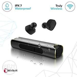 Black Chevron Bluetooth In-ear Earpiece With Charging Case