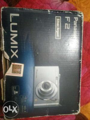 Panasonic Lumix F2 Box