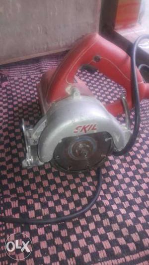 Skil cutting m/c only home use only 4times only
