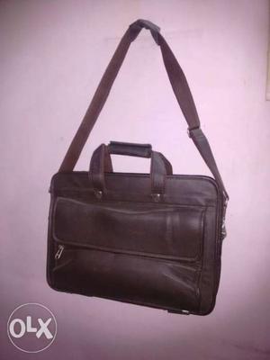 5 pockets laptop and office leather bag.