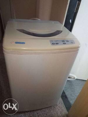 Godrej DreamWash washing machine. 6kgs, fully