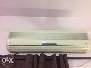 Lg A/c 2 ton good condition urgent to sell