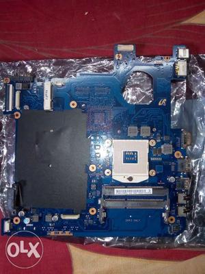 Samsung NP300E5X Laptop new mother board Rs./-