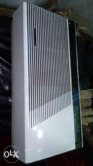 Ship AC good condition low volt 110 low price