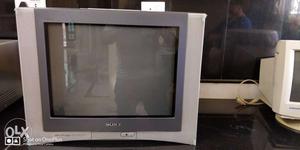 Sony Trinitron 21 Inches in excellent working condition