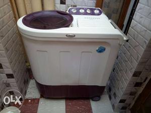 White And Brown Twin-tub Washing Machine