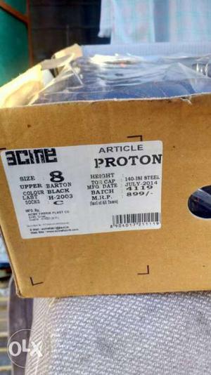 Acme Article Proton Box