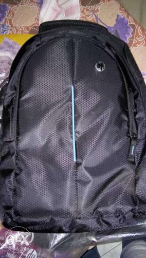 Black HP laptop bag