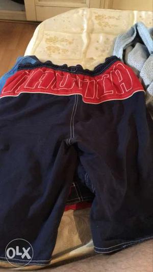 Original nautica shorts size 32 waist with side