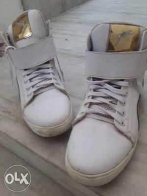 Brand new condition puma shoe pair
