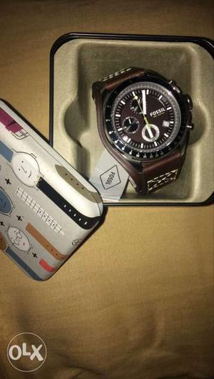 Brand new fossil ch with all tags.