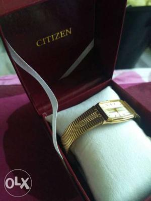 Citizen Men's Watch It's unused & it's sleek with golden
