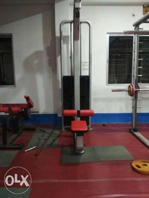 Fixed price. chain pully machine 2 yrs old.