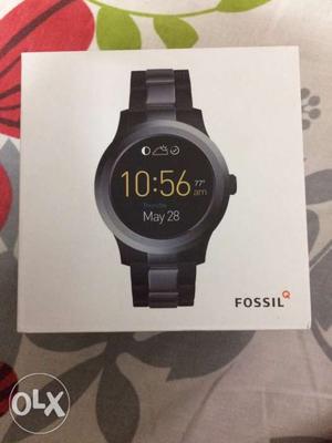 It's a brand new fossil smart watch just used 2