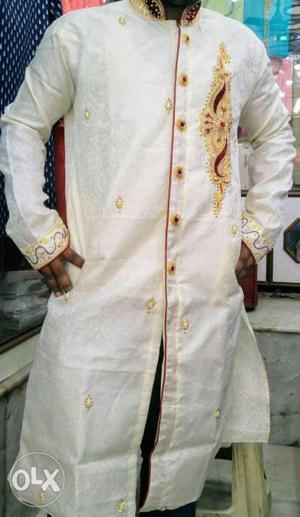 Men's White And Beige Floral Embellished Sherwani Suit