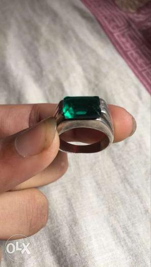 Silver-colored Ring With Green Gemstone