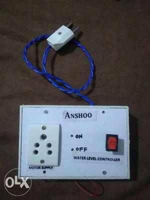 Water level controller with automatic function