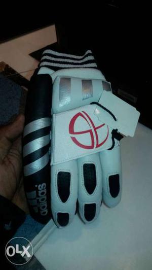 White And Black Adidas Glove original