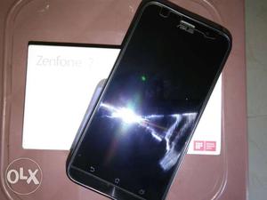 ASUS ZenFone 2 zeml 2gb ram 16gb rom Fast