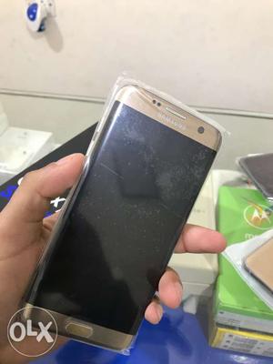 Brand new samsung s7 edge with bill box all