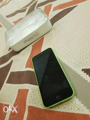 IPhone 5c 16 gb with earphones box charger all original