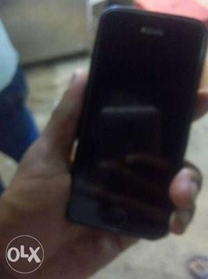 IPhone5 32gb and good condition