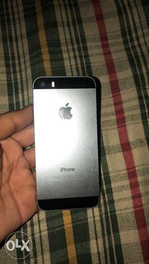 Iphone 5s 16gb both cameras not working nd finger