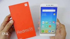 Redmi y1 3 and 32 GB. Camera 16 and 13