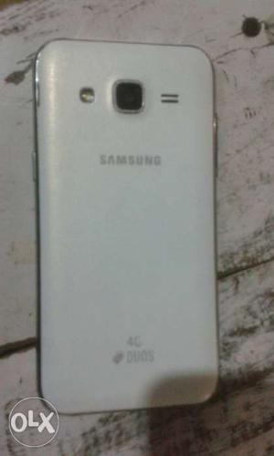 Samsung J2 mobile good condition