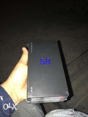 Samsung galaxy s8 brnd new sealed pack phone gift