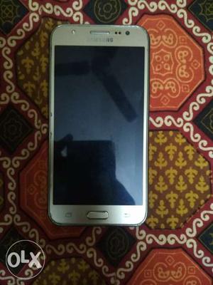 Samsung j5 only 1 year old with bill Great