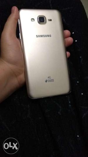 Samsung j7 in awesome condition With bill box and