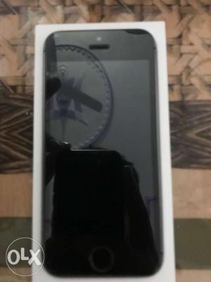 Sell my iPhone 5s is awesome condition without