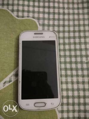 This phone working in good condition Samsung