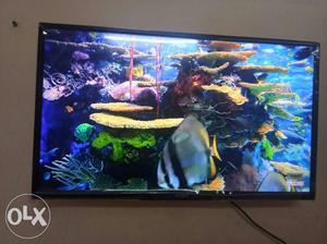 40 Sony smart Black Wall Mounted Flat-screen Led TV