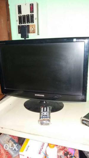 Black Samsung Flat Screen lcd monitor good condition and