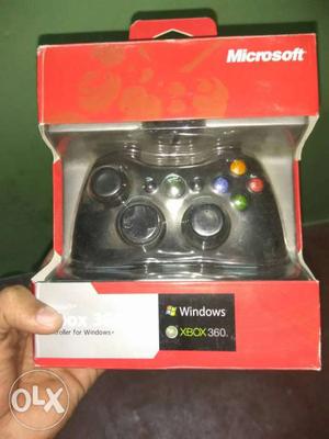 This is a Microsoft Xbox 360 joystick for