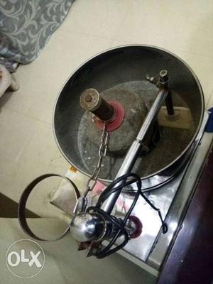 Wet grinder in good condition Only four month old