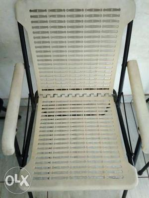 Branded Heavy 2 chairs Foldable chairs Showroom