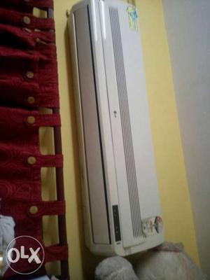 1.5 ton LG ac. 4 years old. good working condition