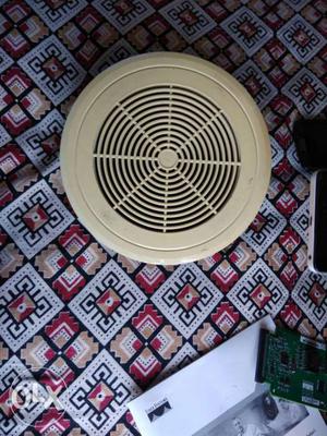 Good Condition. wall Mount Speaker. 100v Line.