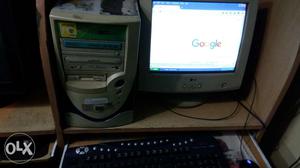 Intel(R) Pentium III CPU with 15 inch monitor in
