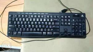 Logitech wired media combo MK200. (Mouse + keyboard combo)