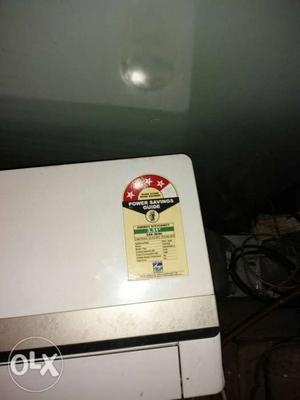 Red And Beige Power Savings Guide Sticker