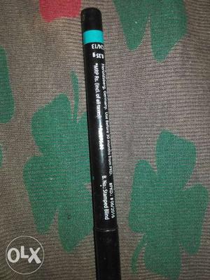 Black And Teal Pen