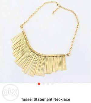 Gold Chain Necklace With Pendant
