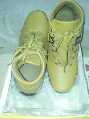 Men Hiker shoes 7 no. new and good condition
