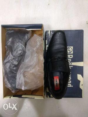 Stylish branded leather shoes in good condition