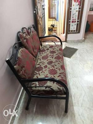 Brand new 8 months old steel sofa 3 seater..